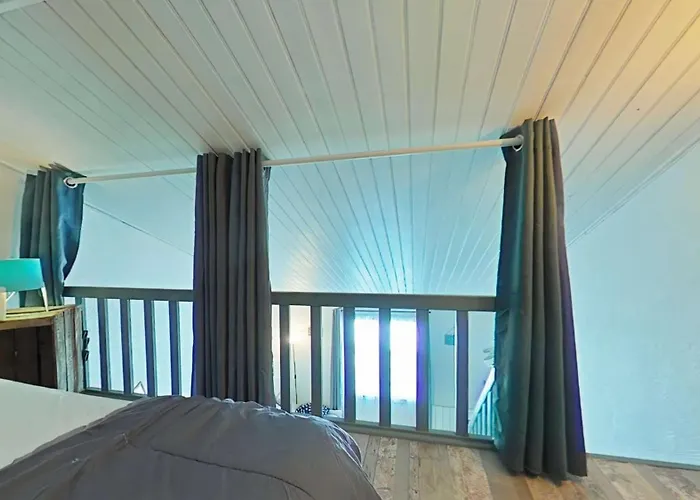 Hb080-033 Mezzanine -1 Piece -4 Couchages *